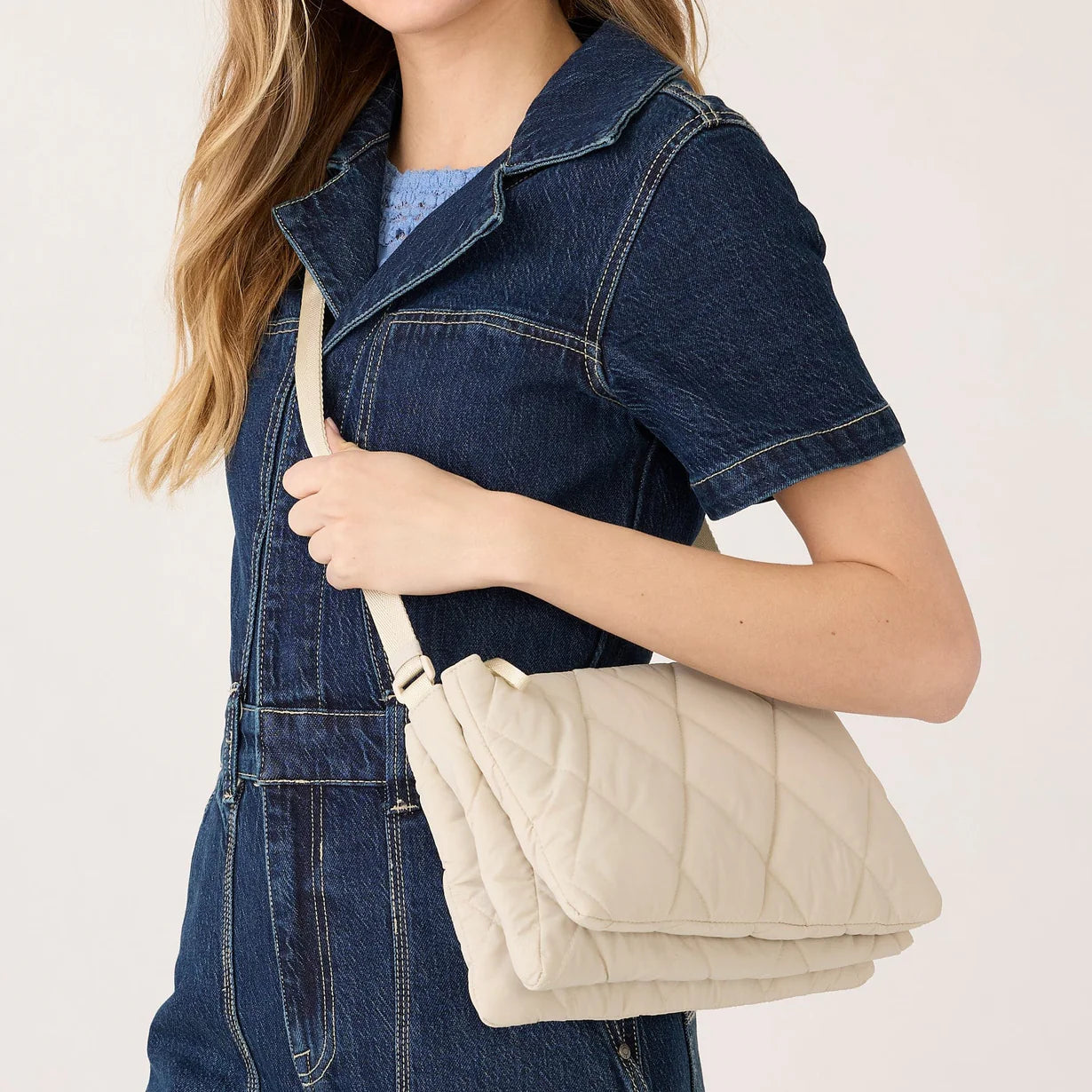 Foxbury Crossbody-Pumice Stone in Featherweight