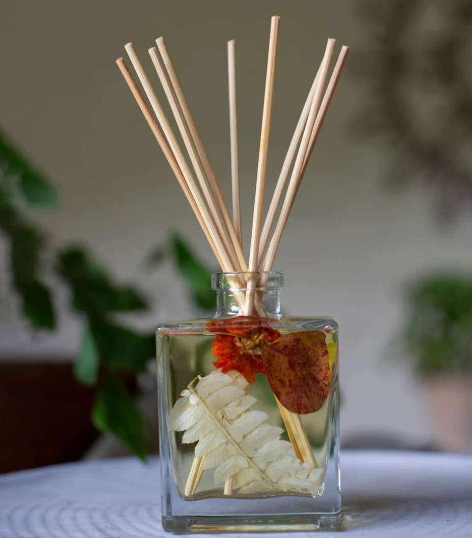 Accent Botanical Reed Diffuser - Honey Tobacco