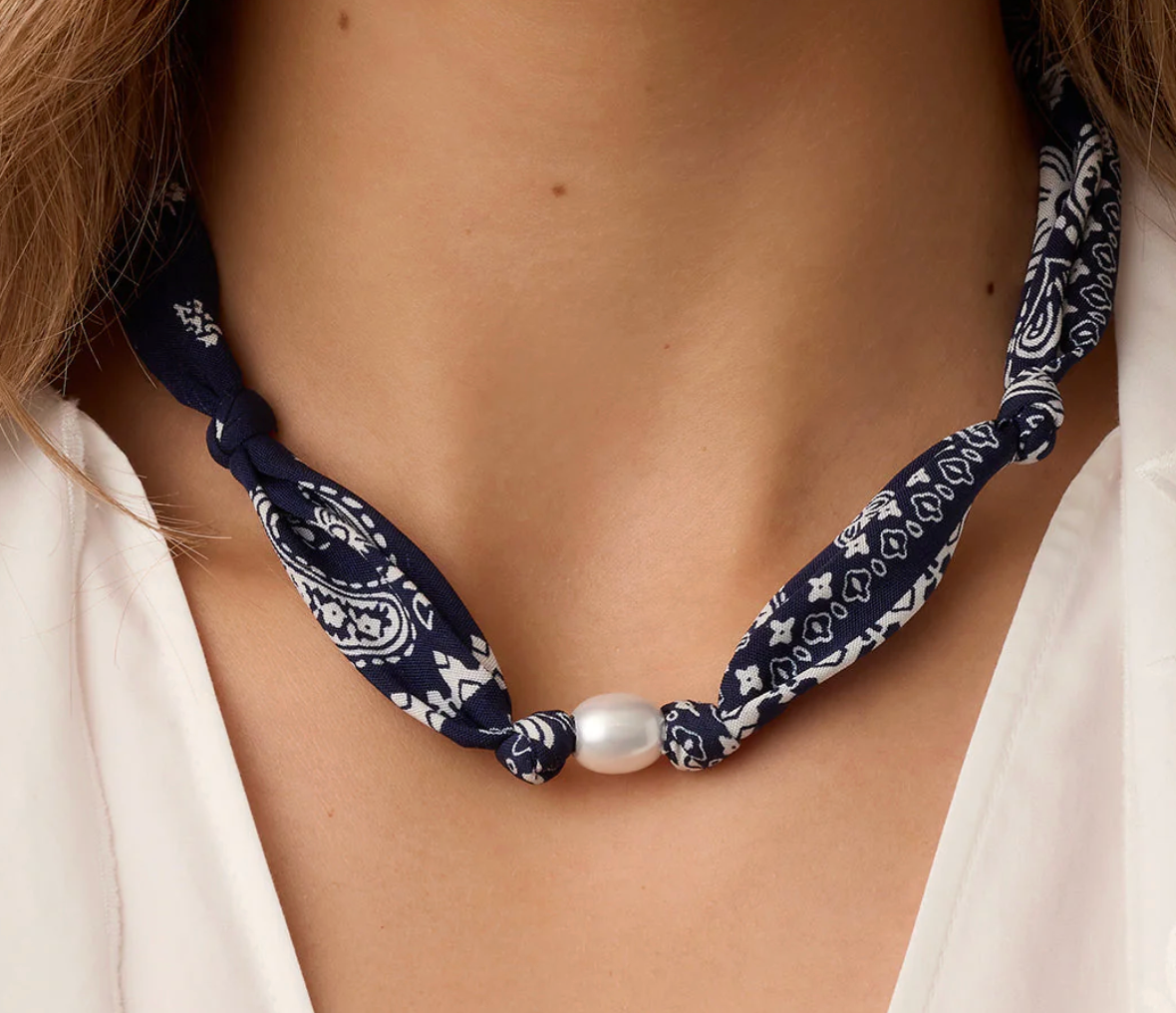 Paisley Bandana Pearl Necklace-Navy/Gold