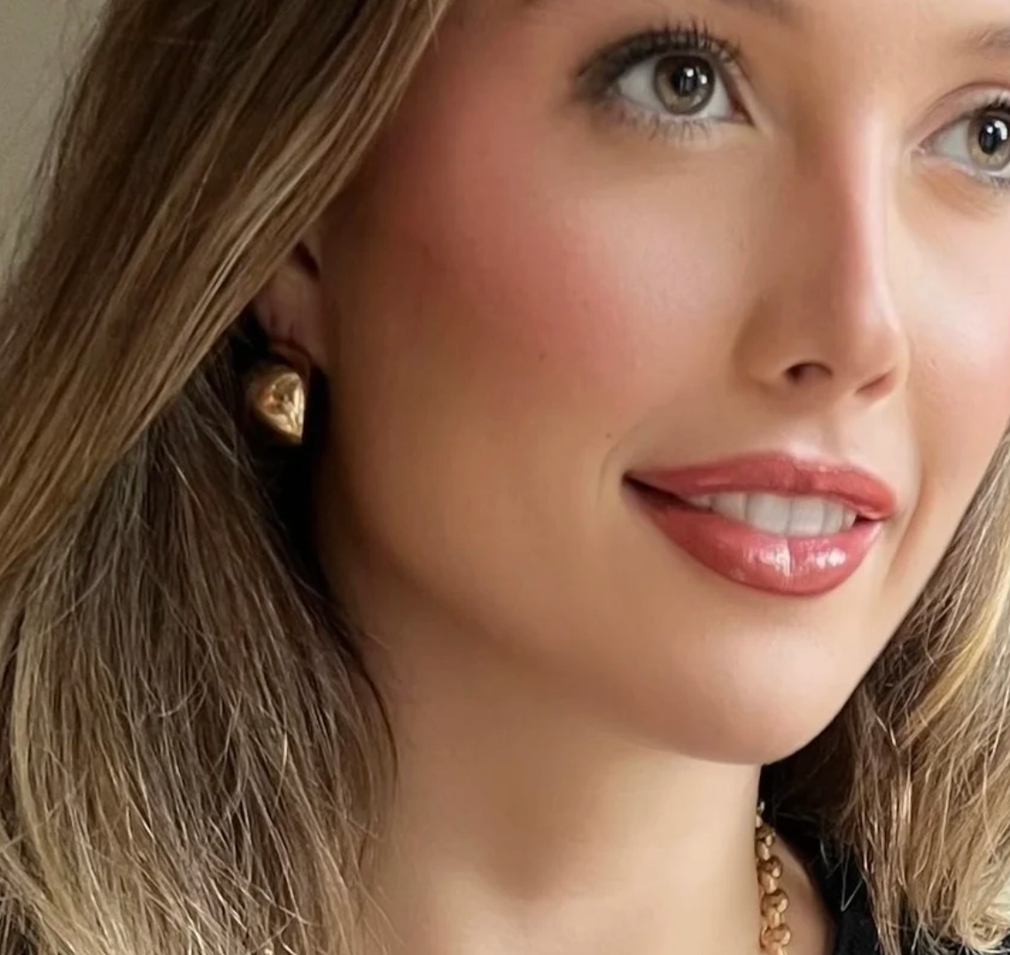 Featherweight Wide Hoop Earring