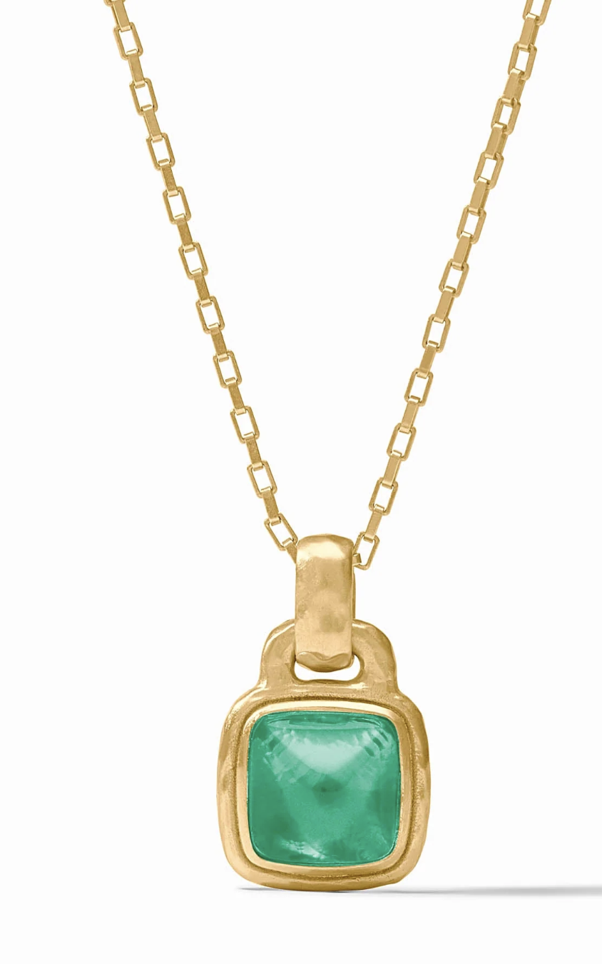 Sahara Solitaire Necklace-Iridescent Emerald Green