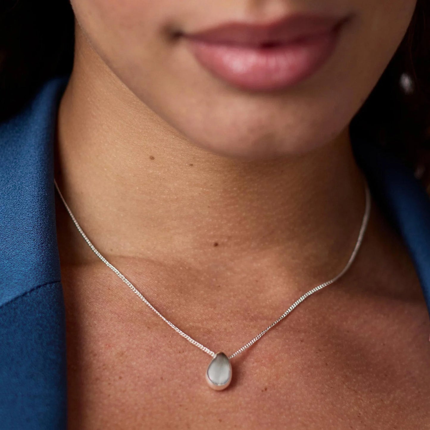 Wave Delicate Necklace- Silver