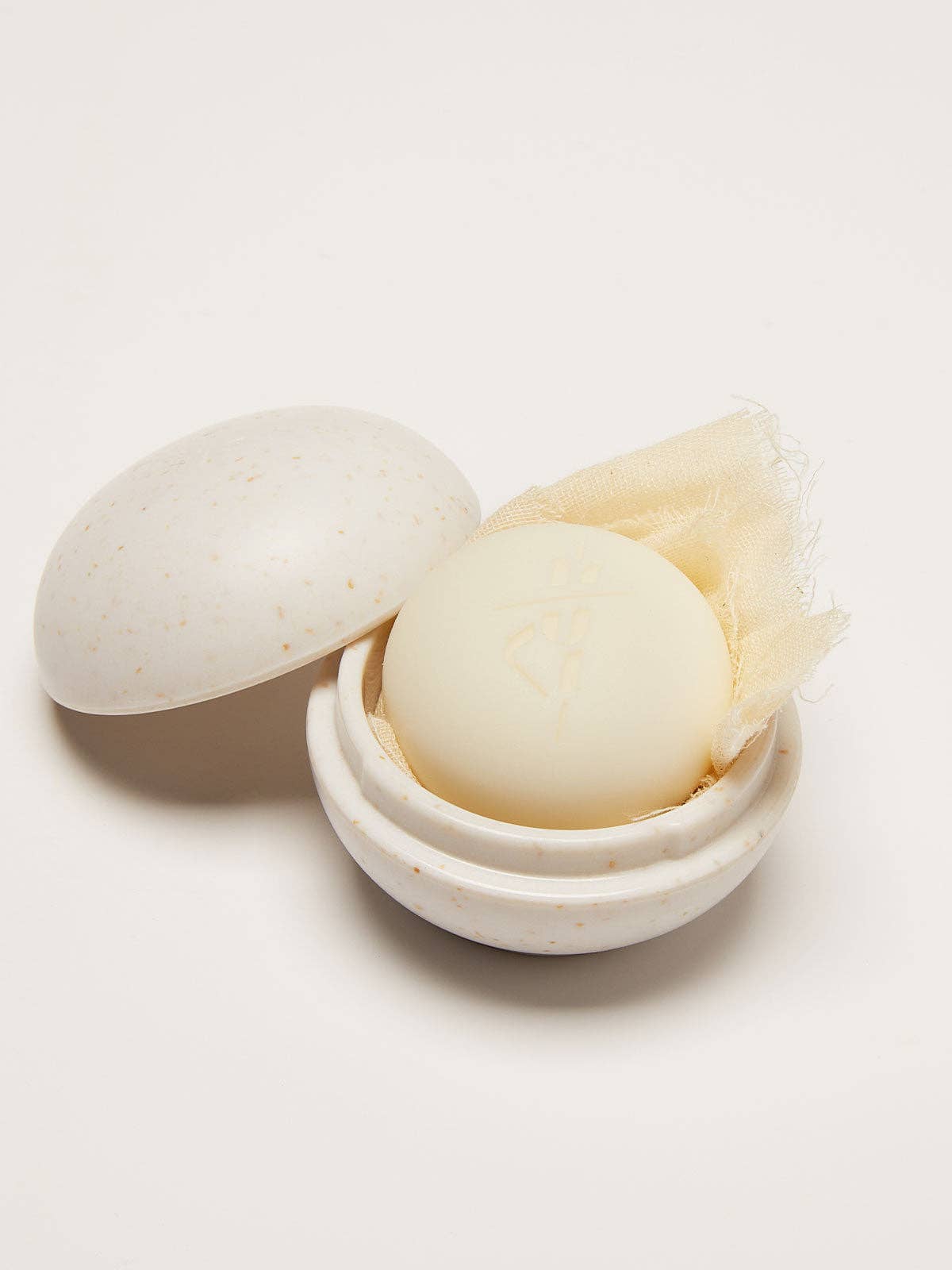 The Travel Case: Oatmeal / Full-Size