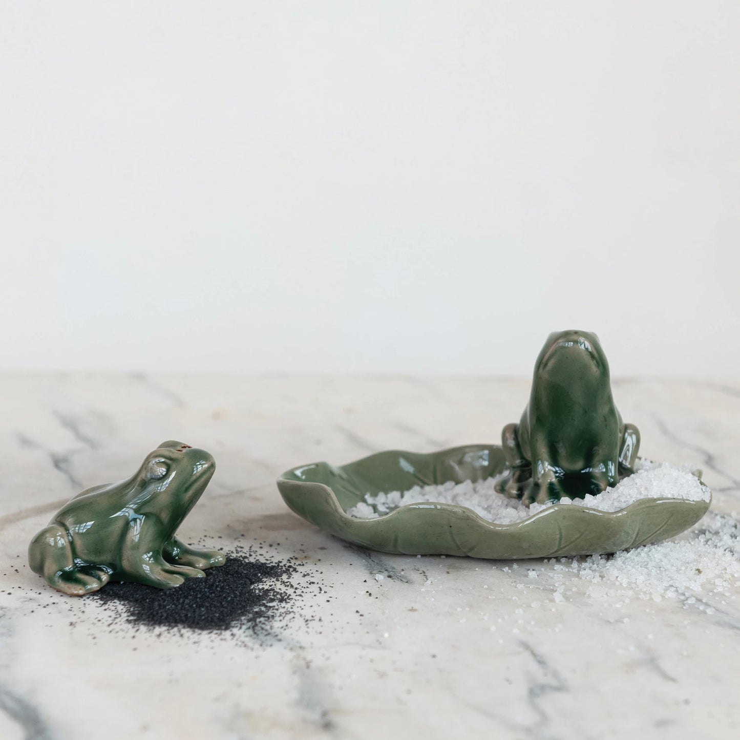 Frog Salt & Pepper Shakers with Tray, Set of 3 (Each One Will Vary)