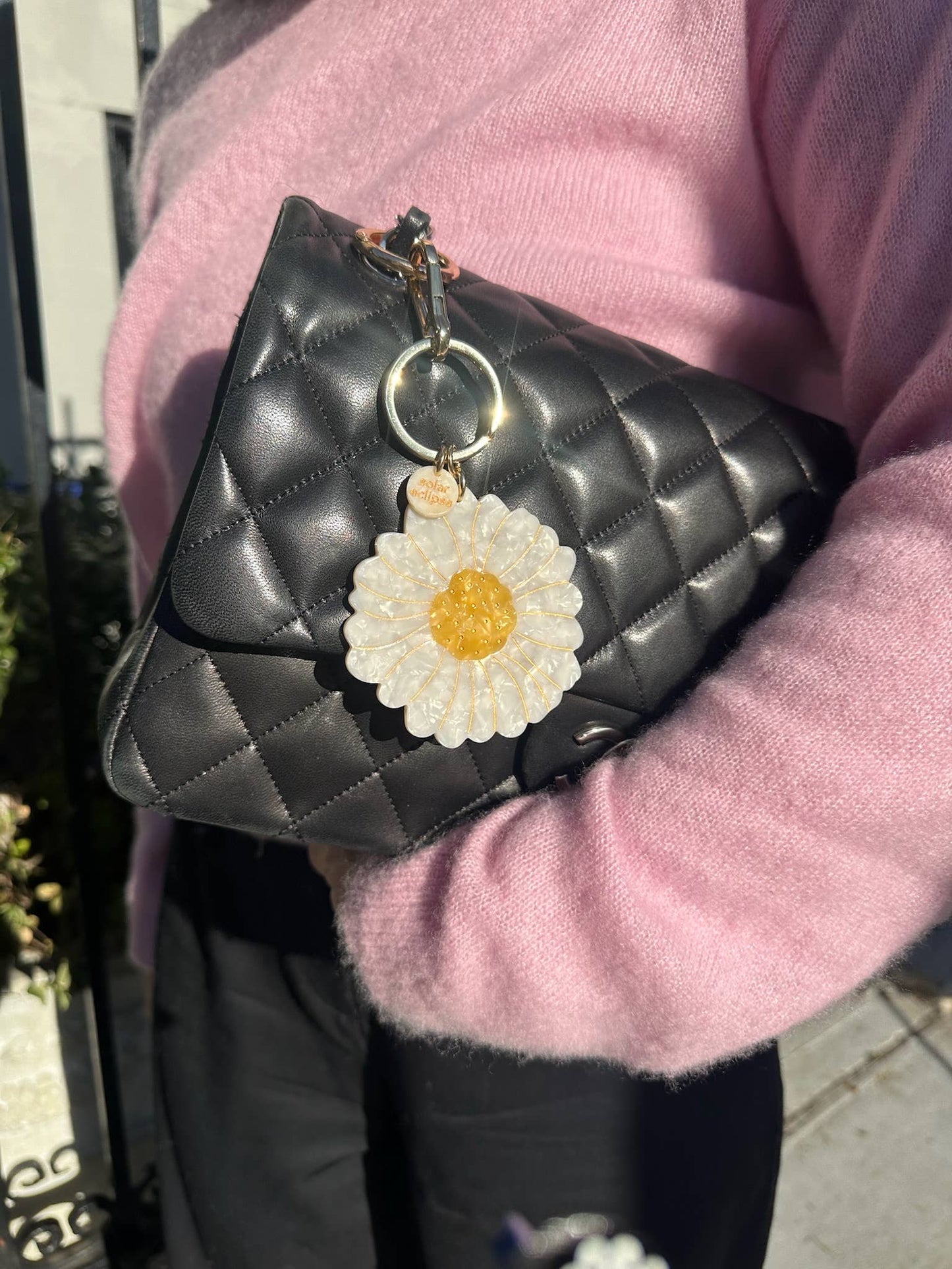 Hand-painted Daisy Bag Charm & Keychain | Eco-Friendly