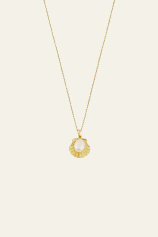 The Dainty Necklace - Gold Scallop Shell Charm