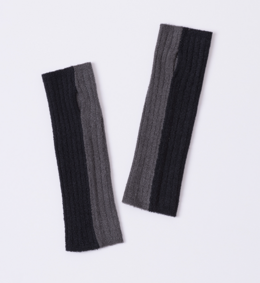 Ribbed Color Block Fingerless Gloves