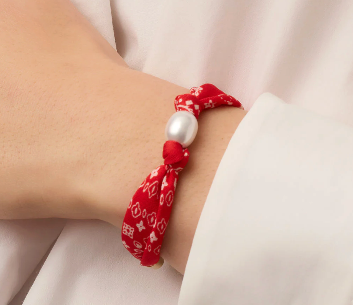 Paisley Bandana Pearl Bracelet-Red/Gold