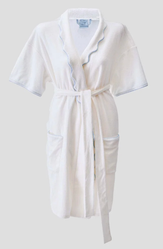 Women’s Short Scallop Lightweight Robe-White