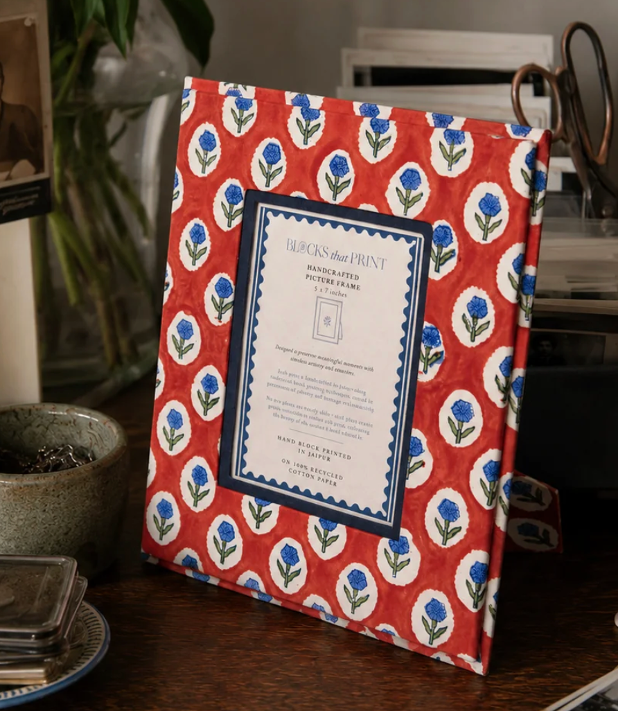 Large Block Print Photo Frame (5X7) - Crimson Buta