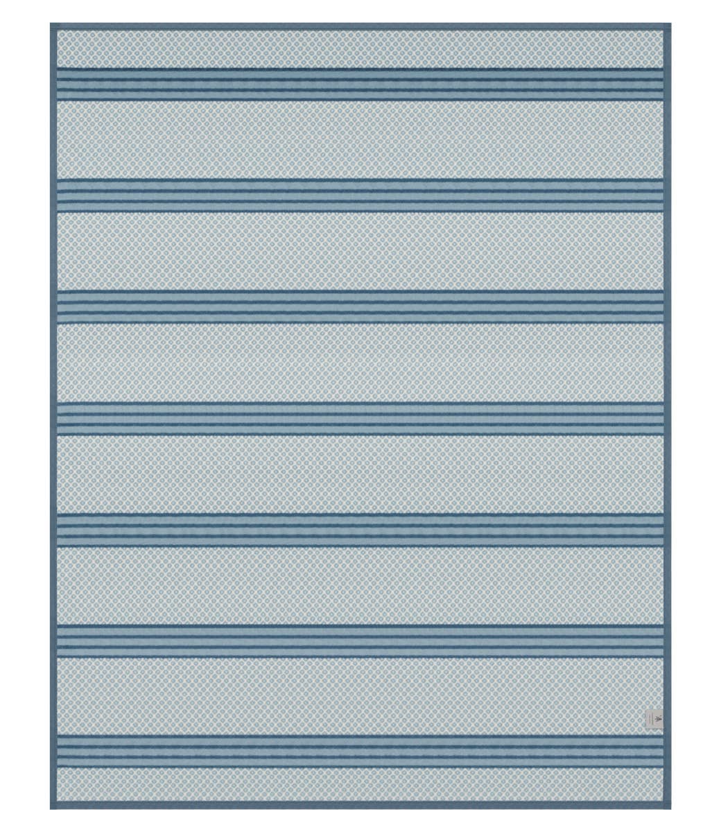 Captain's Classic Fog Blanket: Original