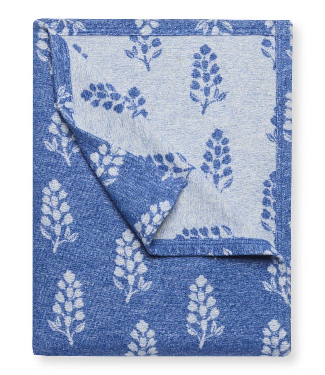The Lightweight Blanket - Texas Bluebonnets: Lightweight