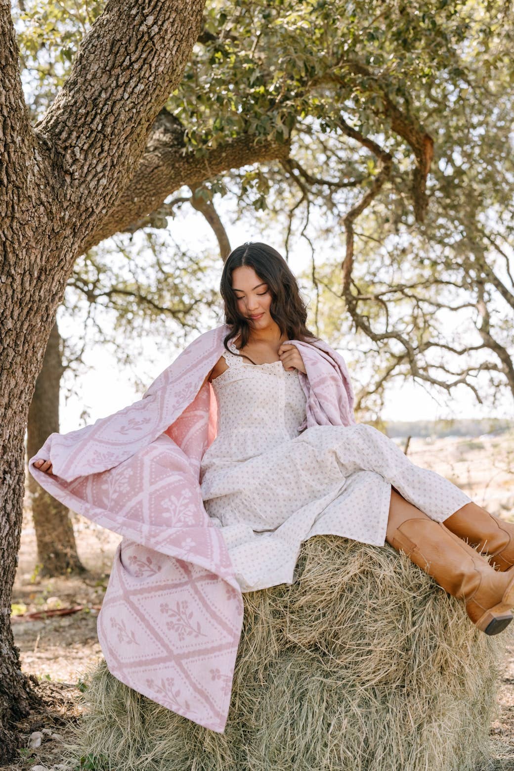 Willa Floral Lightweight Blanket: Lightweight