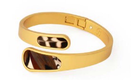 Ari Bezel Hinge Cuff