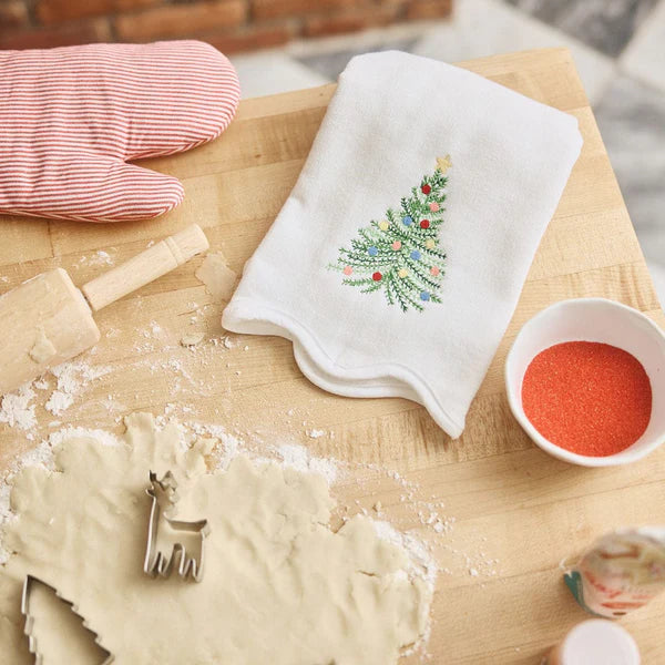Scallop Powder Bath Towels- Holiday Tree